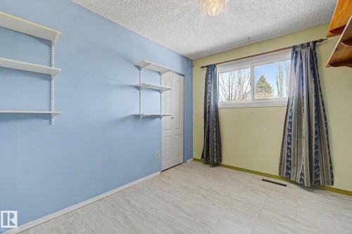 6223 139 Avenue, Edmonton, AB - Indoor Photo Showing Other Room