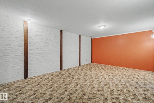 6223 139 Avenue, Edmonton, AB - Indoor Photo Showing Other Room