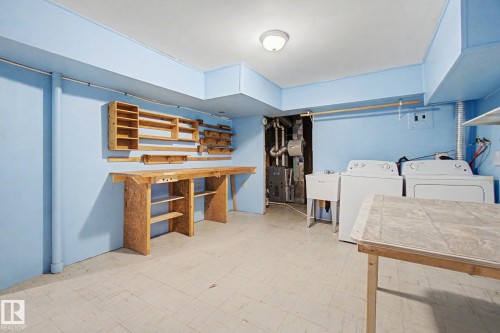 6223 139 Avenue, Edmonton, AB - Indoor Photo Showing Laundry Room