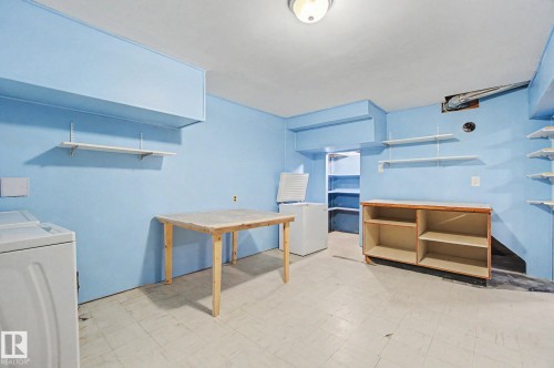 6223 139 Avenue, Edmonton, AB - Indoor Photo Showing Laundry Room