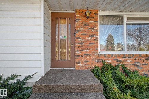 6223 139 Avenue, Edmonton, AB - Outdoor With Exterior