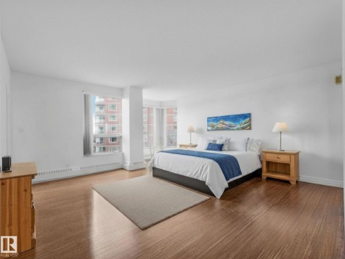 601 11826 100 Avenue, Edmonton, AB - Indoor Photo Showing Bedroom