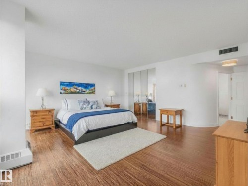 601 11826 100 Avenue, Edmonton, AB - Indoor Photo Showing Bedroom