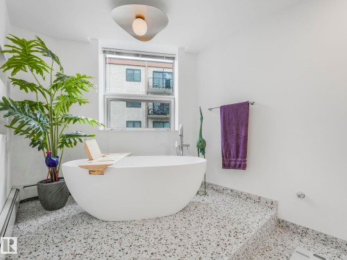601 11826 100 Avenue, Edmonton, AB - Indoor