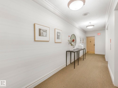601 11826 100 Avenue, Edmonton, AB - Indoor Photo Showing Other Room