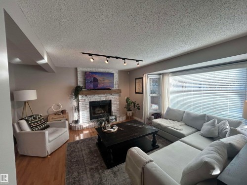 21 Durand Place, St. Albert, AB 