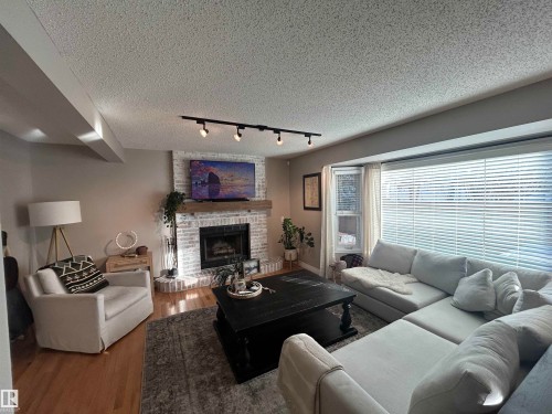 21 Durand Place, St. Albert, AB 