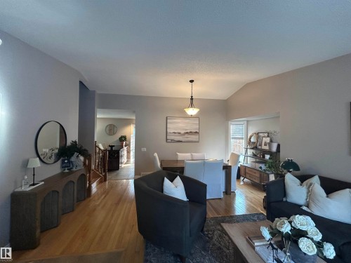 21 Durand Place, St. Albert, AB 