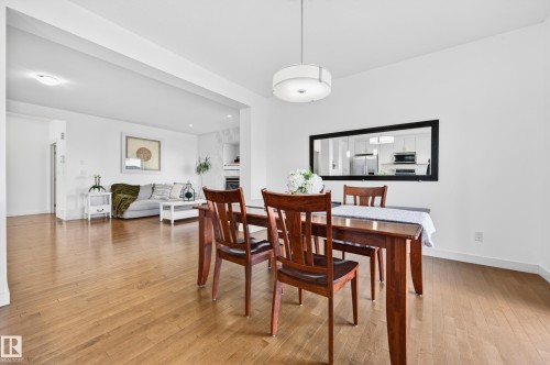1004 Secord Promenade, Edmonton, AB - Indoor Photo Showing Dining Room