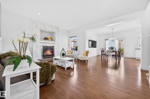 1004 Secord Promenade, Edmonton, AB - Indoor Photo Showing Living Room With Fireplace