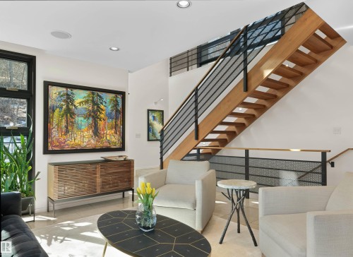 9651 87 Avenue, Edmonton, AB - Indoor Photo Showing Other Room