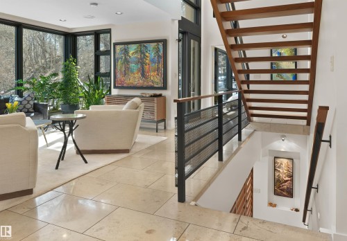 9651 87 Avenue, Edmonton, AB - Indoor Photo Showing Other Room