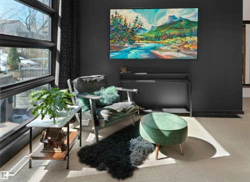 9651 87 Avenue, Edmonton, AB - Indoor Photo Showing Other Room