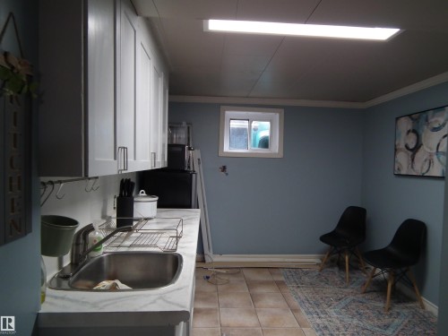 11702 79 Street Nw, Edmonton, AB - Indoor