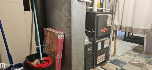 11702 79 Street Nw, Edmonton, AB - Indoor Photo Showing Basement