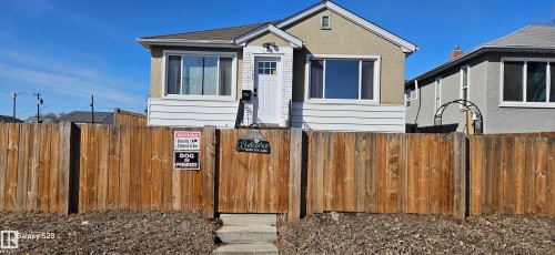 11702 79 Street NW  Edmonton, AB T5B 2K7
