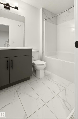 Unit 9 1910 Collip View, Edmonton, AB - Indoor Photo Showing Bathroom