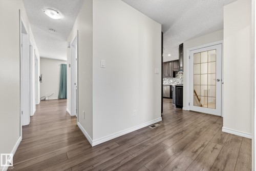 30 903 109 Street, Edmonton, AB - Indoor Photo Showing Other Room