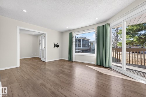 30 903 109 Street, Edmonton, AB - Indoor