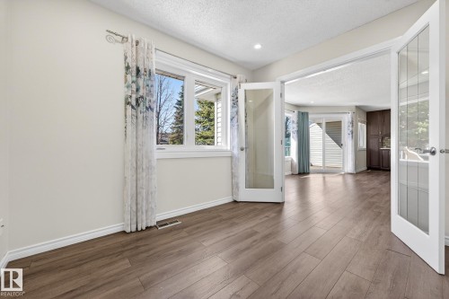 30 903 109 Street, Edmonton, AB - Indoor Photo Showing Other Room