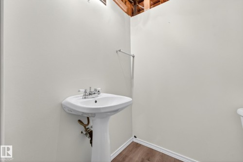 2 Piece Bathroom in Basement - 30 903 109 Street, Edmonton, AB - Indoor Photo Showing Bathroom