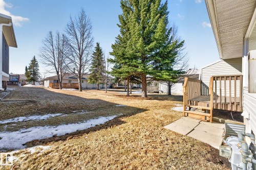 30 903 109 Street, Edmonton, AB - Outdoor