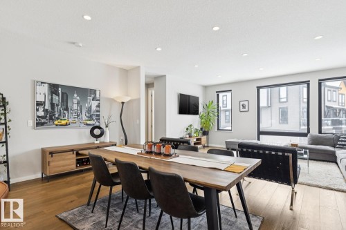 9 1304 Rutherford Road, Edmonton, AB - Indoor