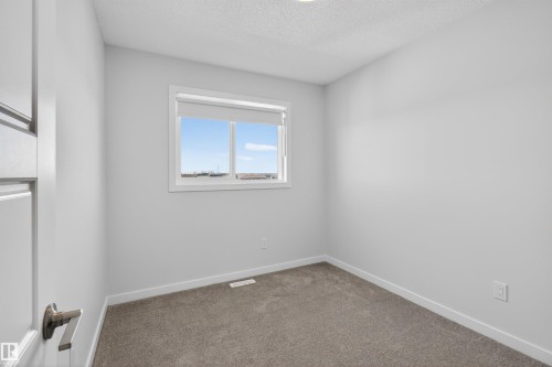2422 Trumpeter Way, Edmonton, AB - Indoor Photo Showing Other Room