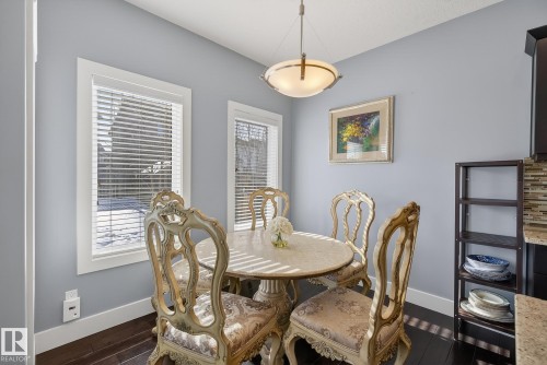1519 Chapman Way, Edmonton, AB - Indoor Photo Showing Dining Room