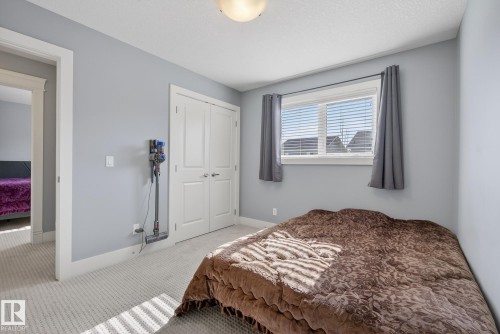 1519 Chapman Way, Edmonton, AB - Indoor Photo Showing Bedroom