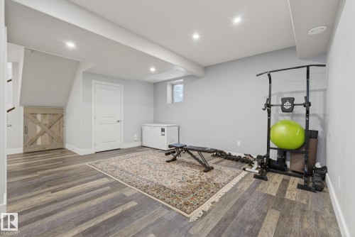 1519 Chapman Way, Edmonton, AB - Indoor