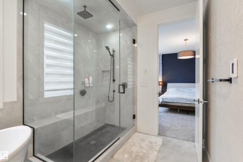 12444 Lansdowne Drive, Edmonton, AB - Indoor Photo Showing Bathroom