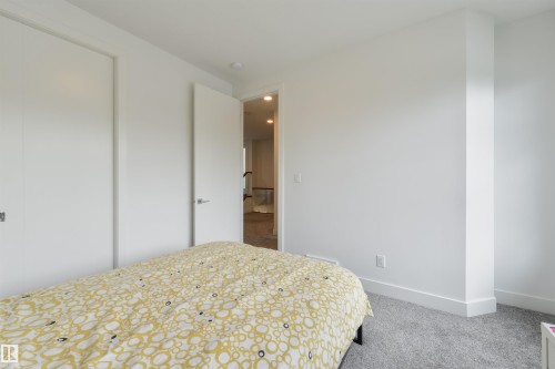 12444 Lansdowne Drive, Edmonton, AB - Indoor Photo Showing Bedroom