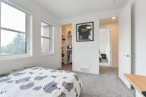12444 Lansdowne Drive, Edmonton, AB - Indoor Photo Showing Bedroom