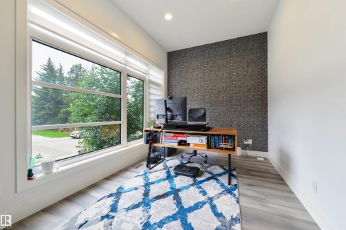 12444 Lansdowne Drive, Edmonton, AB - Indoor