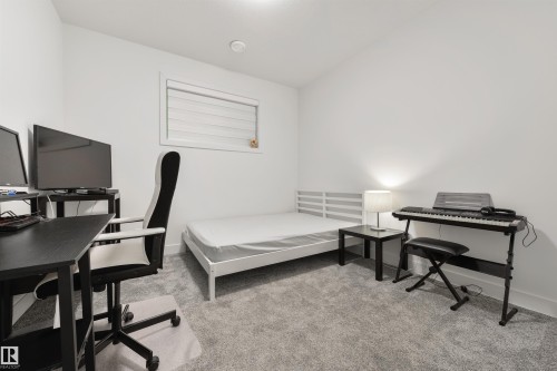 12444 Lansdowne Drive, Edmonton, AB - Indoor Photo Showing Office