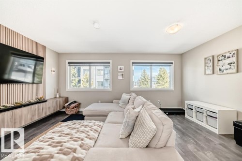 3346 15A Avenue, Edmonton, AB - Indoor