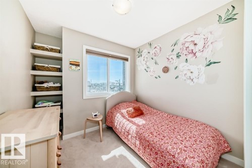 3346 15A Avenue, Edmonton, AB - Indoor Photo Showing Bedroom