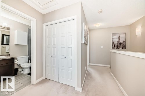 3346 15A Avenue, Edmonton, AB - Indoor Photo Showing Other Room