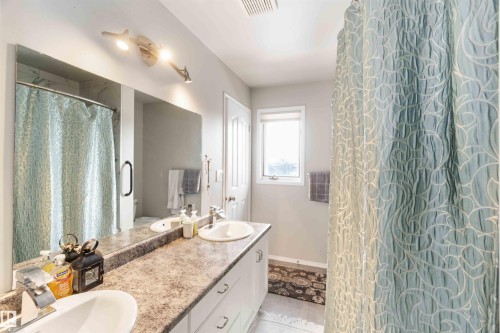 4515 56A Avenue, Stony Plain, AB - Indoor Photo Showing Bathroom