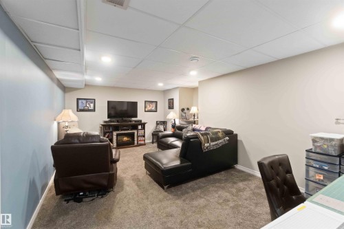 4515 56A Avenue, Stony Plain, AB - Indoor