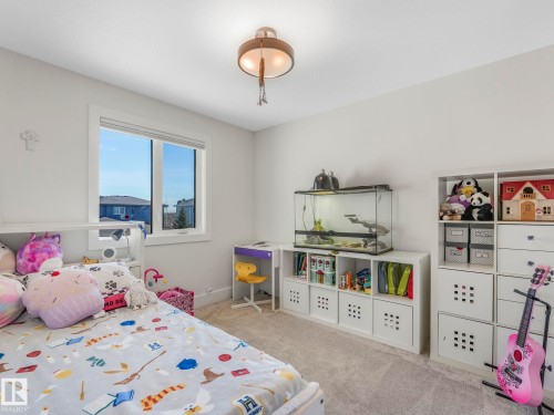 7215 May Road, Edmonton, AB - Indoor Photo Showing Bedroom