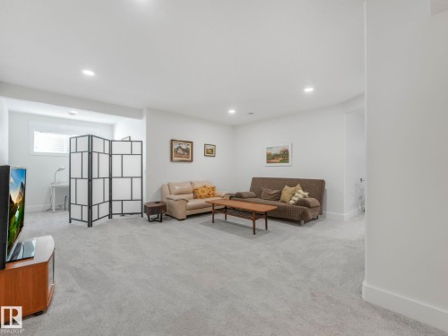 7215 May Road, Edmonton, AB - Indoor