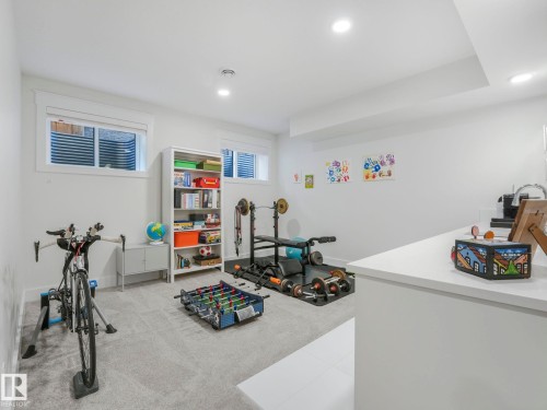 7215 May Road, Edmonton, AB - Indoor