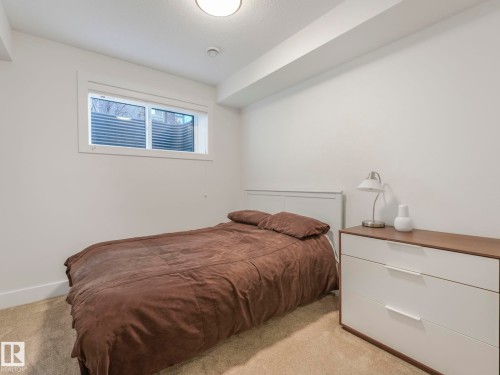 7215 May Road, Edmonton, AB - Indoor Photo Showing Bedroom