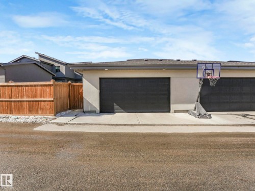 7215 May Road, Edmonton, AB - Outdoor