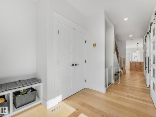 7215 May Road, Edmonton, AB - Indoor Photo Showing Other Room