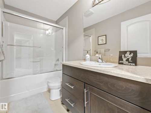 16412 12 Avenue, Edmonton, AB - Indoor Photo Showing Bathroom