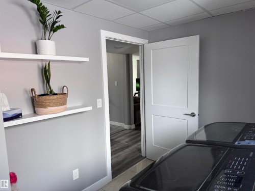 4332 43 Avenue, Drayton Valley, AB - Indoor