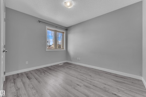 642 Adams Way, Edmonton, AB - Indoor Photo Showing Other Room